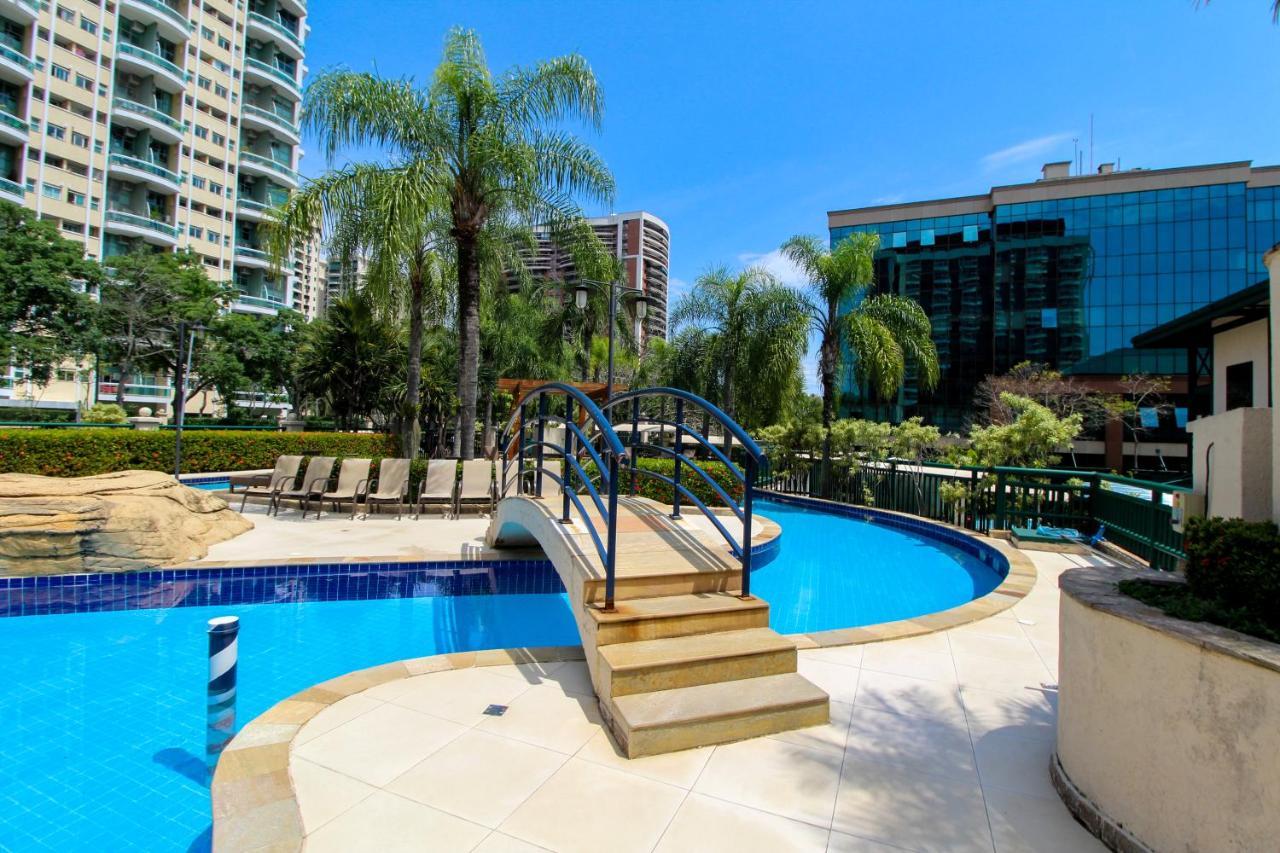 Barra Da Tijuca - 9 - Flat Premium Com Cozinha, Fogao Cooktop, Geladeira Grande, Smart Tv Grande, Lindo E Muitissimo Confortavel, Balsa Para A Praia Gratis E Estacionamento Gratuito Rio de Janeiro Bagian luar foto